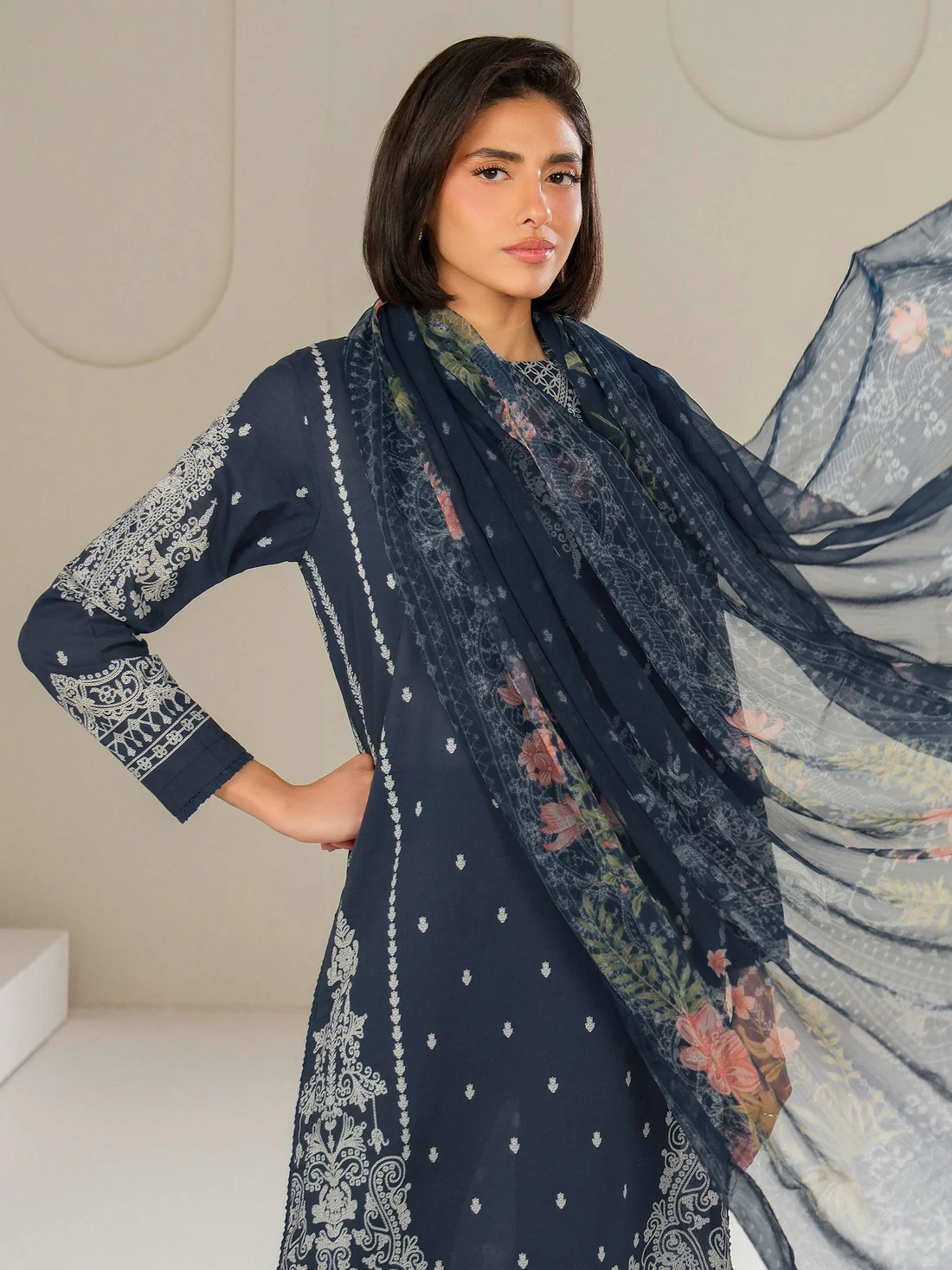 3 Piece Lawn Suit-Paste Print