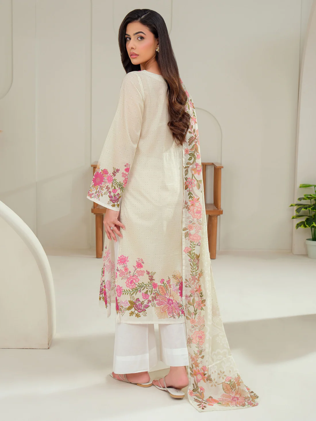 Trendy 2 Piece Lawn Suit-Printed